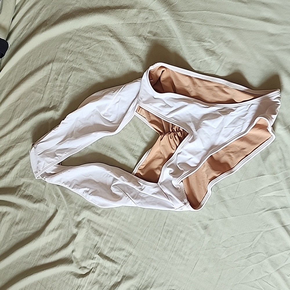 Read description: BISSY SWIM swim suit. Size L-XL